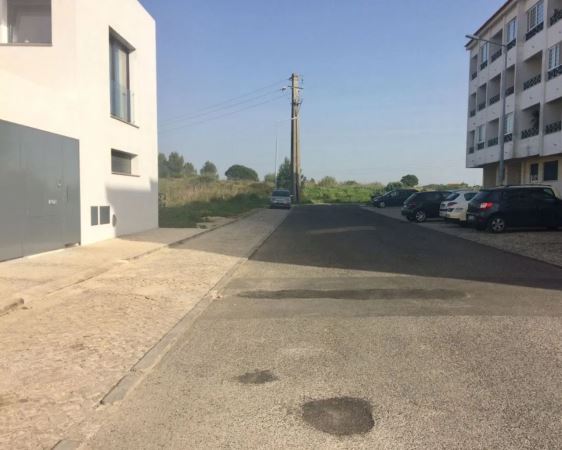 Casa aislada T4, para Compra