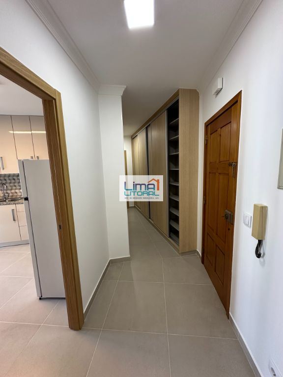 Apartamento T1 para Arrendamento em Parceiros e Azoia