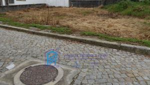 Lote para moradia geminada , para Compra