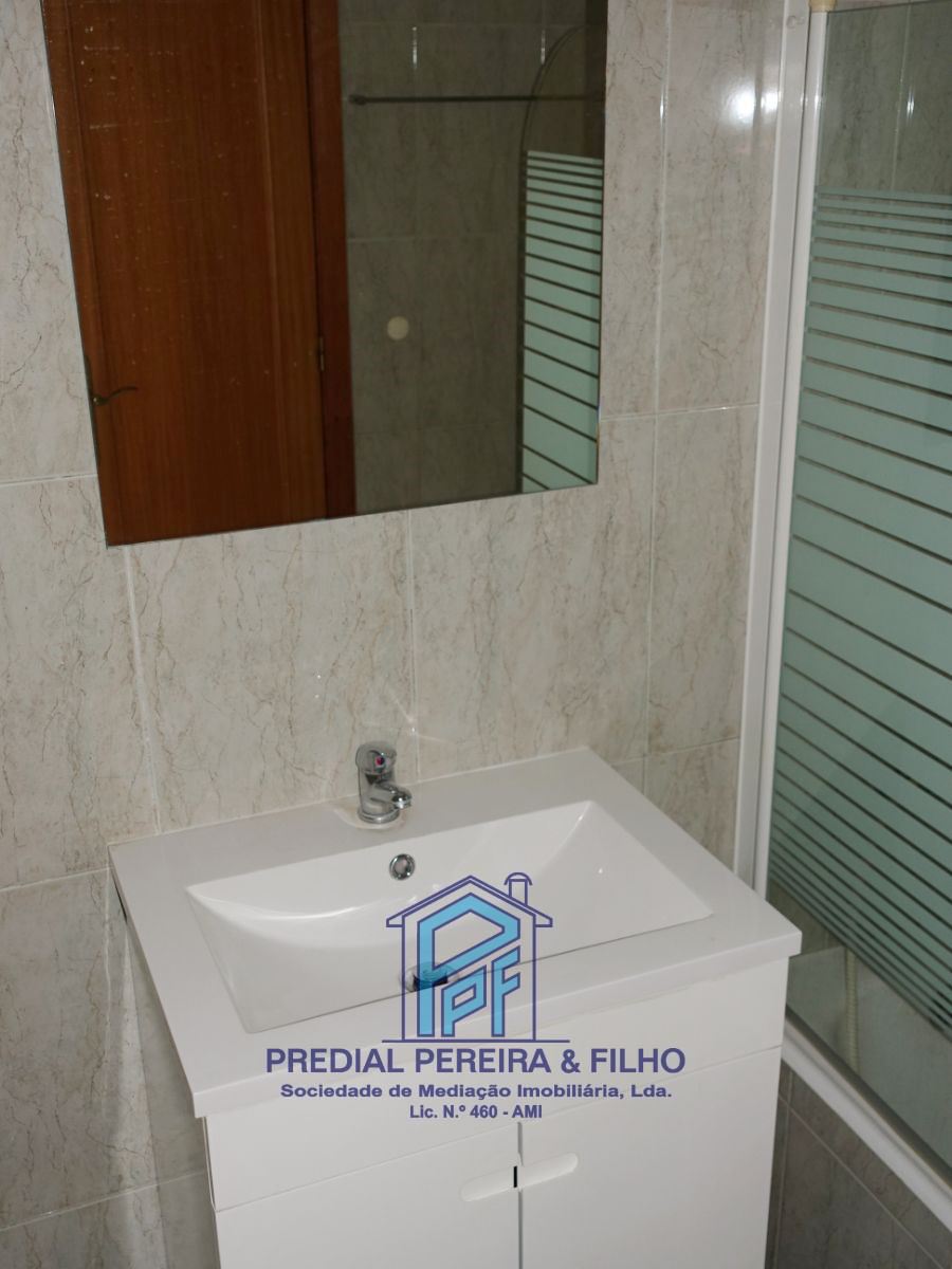 Apartamento T2 para Arrendamento em Rio Tinto