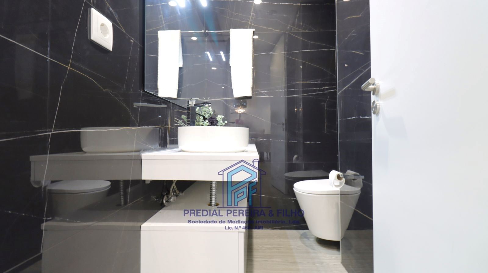 Moradia T5 para Venda em Rio Tinto