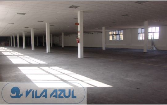 Armazém para Arrendamento em Paranhos Foto 2