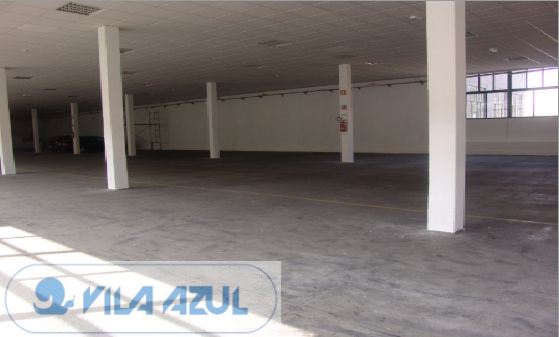 Armazém para Arrendamento em Paranhos Foto 3