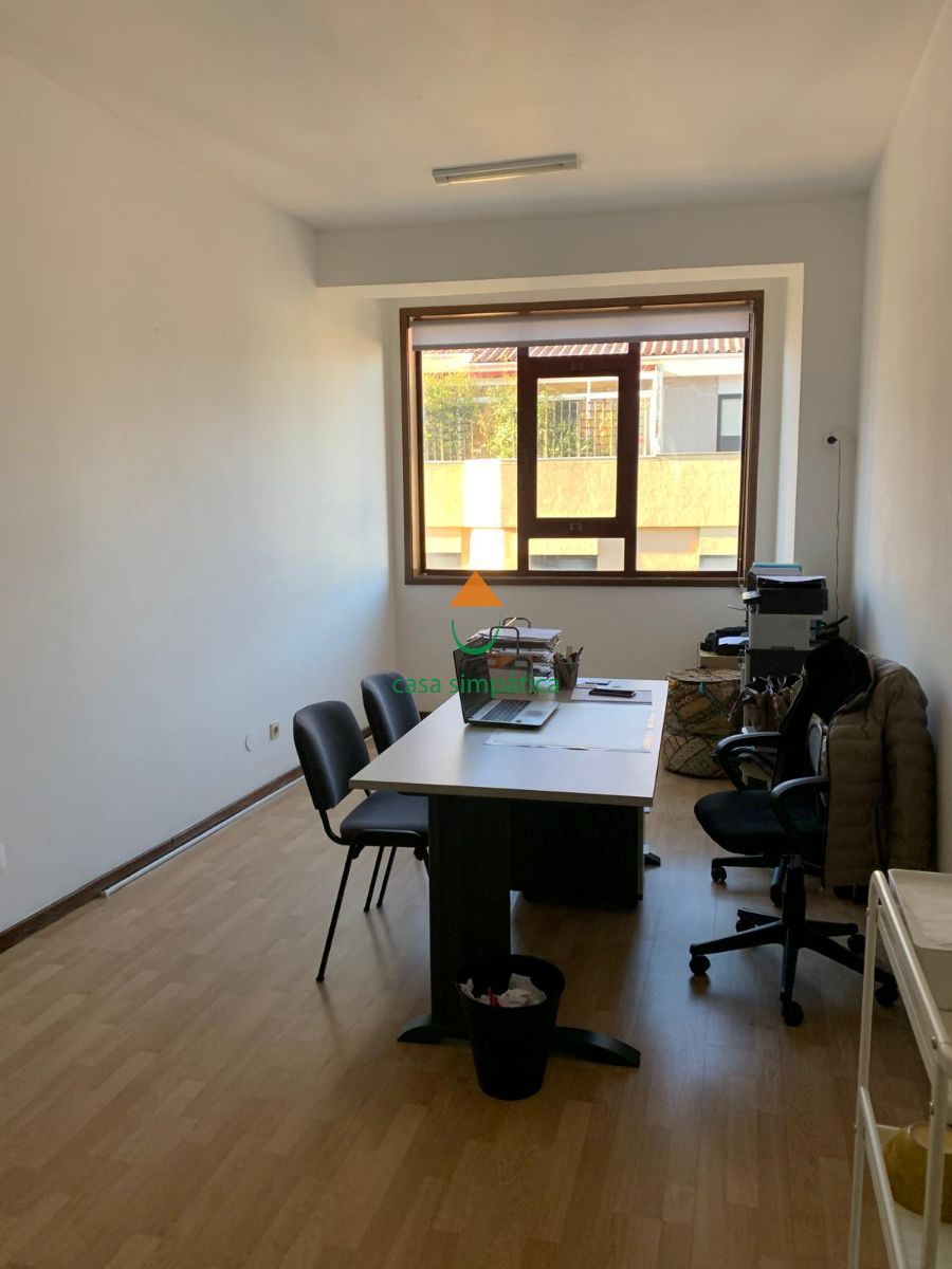 Escritório para Arrendamento em Mafamude e Vilar do Paraíso