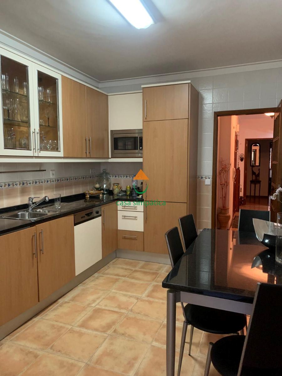 Apartamento T3 para Arrendamento em Gondomar (São Cosme), Valbom e Jovim