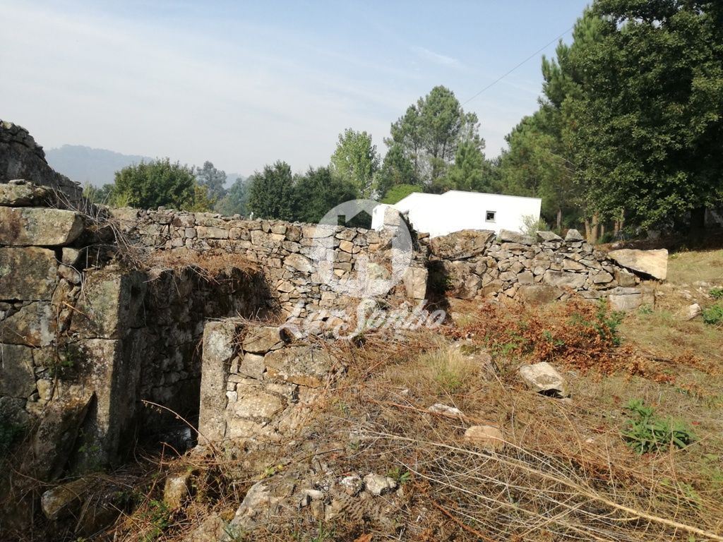 Souto Santa Maria, Souto São Salvador e Gondomar Moradia isolada T2