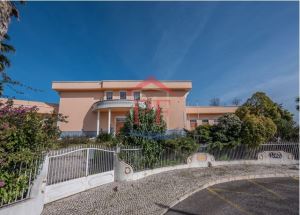 Prédio, para Compra