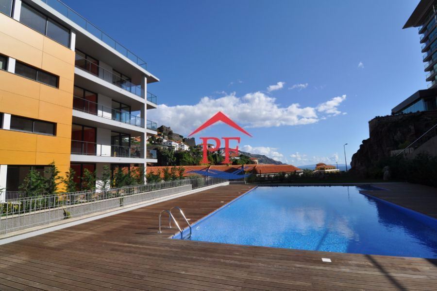 Apartamento T4 para Venda em Funchal (São Pedro)