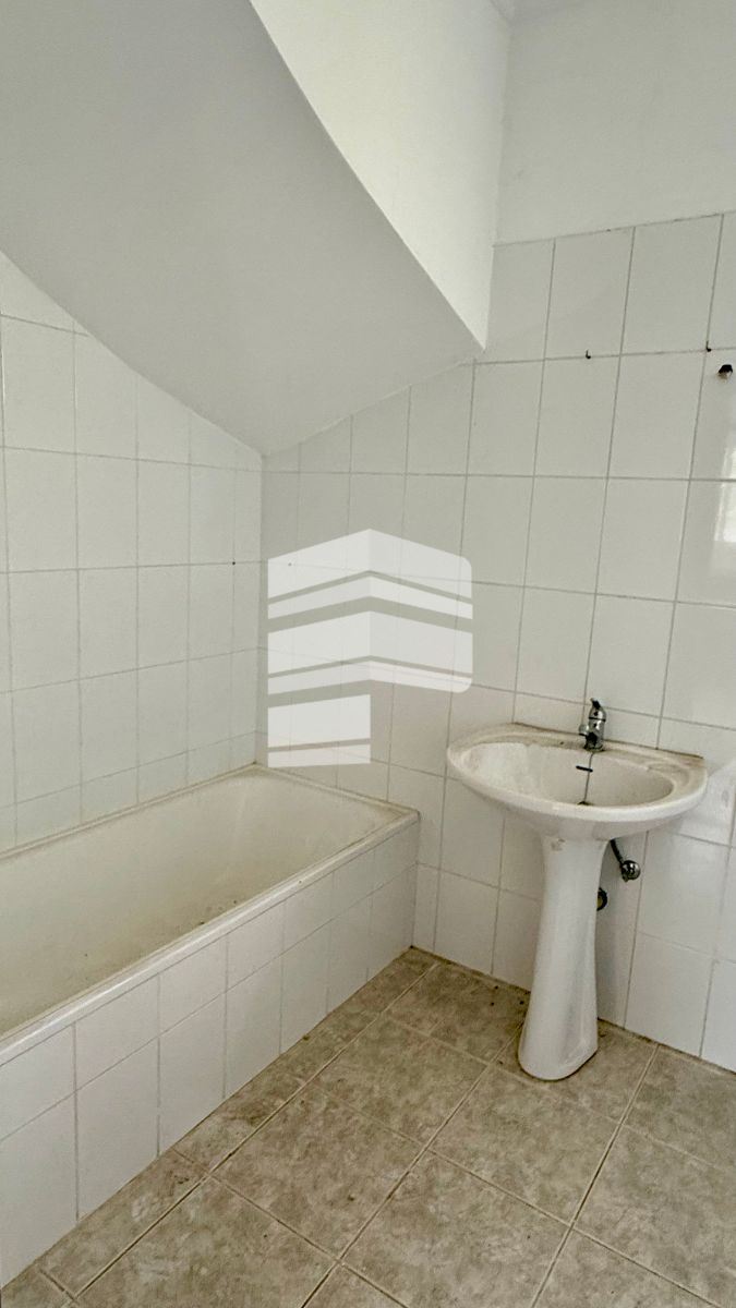 Moradia T2 para Venda em Fajã da Ovelha