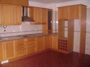 Moradia bifamiliar 4 Quartos - Castelo Branco, Castelo Branco