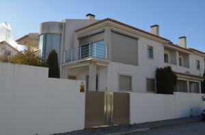 Moradia geminada 5 Quartos, para Compra