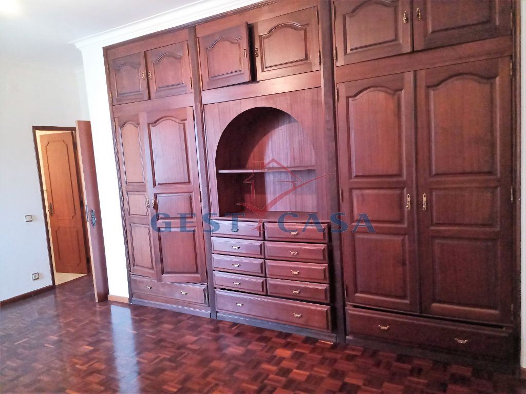 Moradia T5 para Venda em Castelo Branco