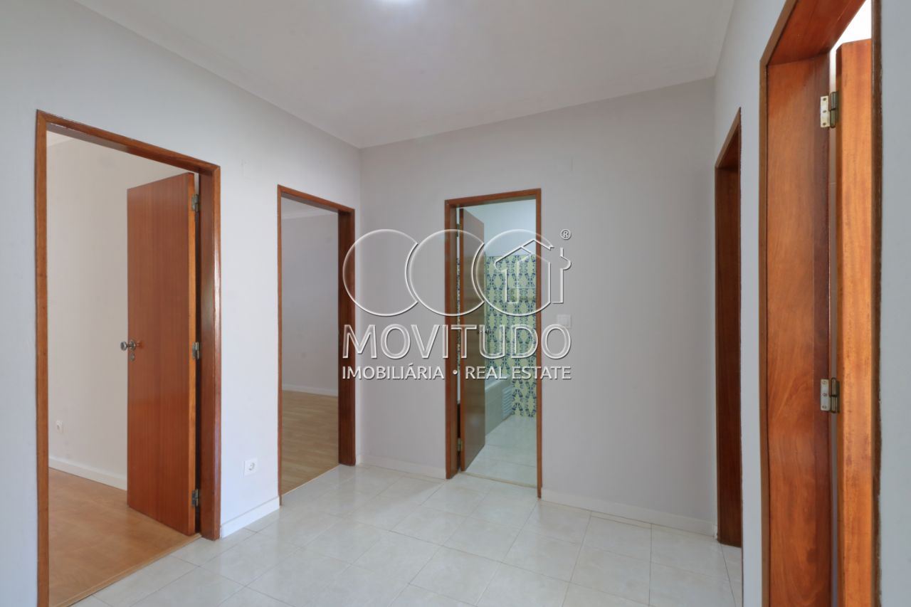 Apartamento T2 para Venda em Carregado e Cadafais