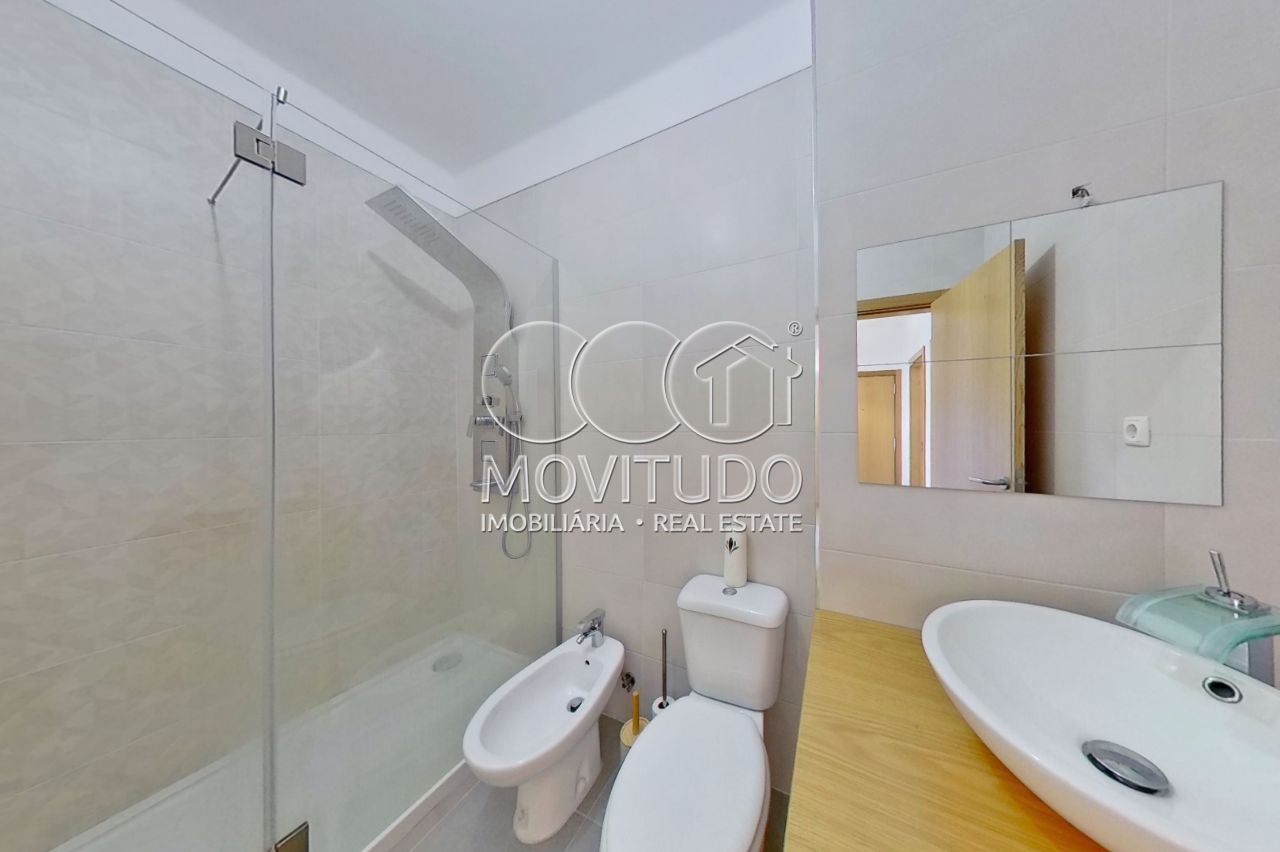 Apartamento T2 para Venda em Alverca do Ribatejo e Sobralinho