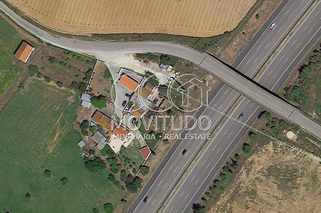 Terreno para Venda em Carregado e Cadafais