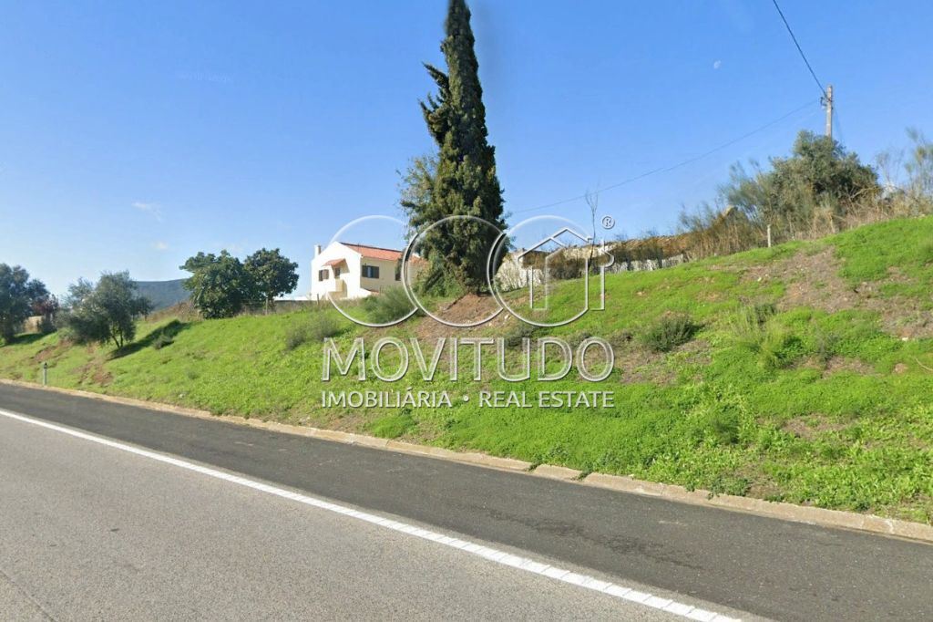 Terreno para Venda em Carregado e Cadafais