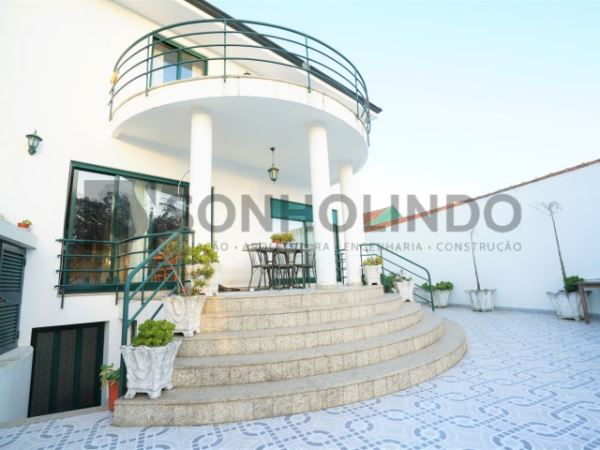 Semi-detached house T3, para Sale