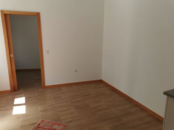 Piso T1, para Alquiler