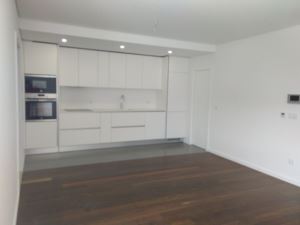Apartamento com 1 Quarto para Arrendamento