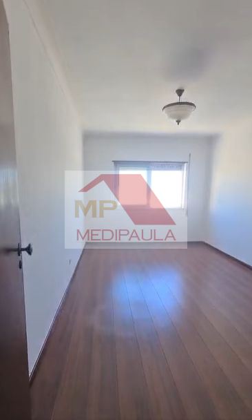 Apartamento T2 para Venda em Benavente