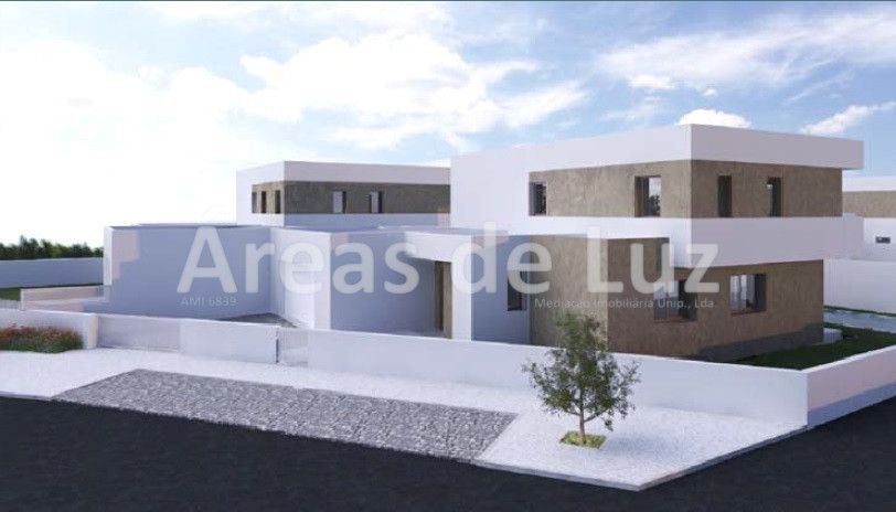 Moradia T3 para Venda em Batalha Foto 2