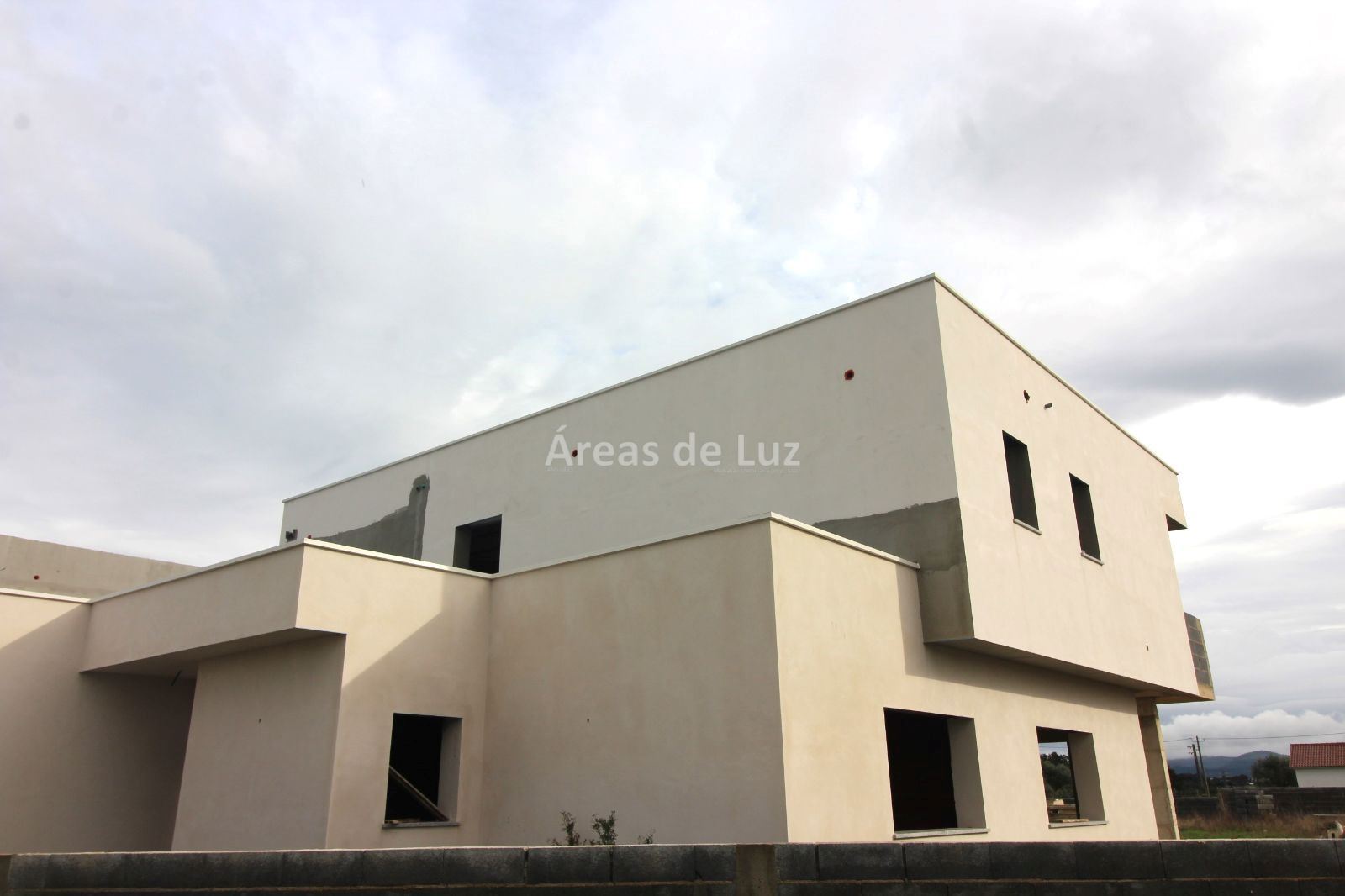 Moradia T3 para Venda em Batalha Foto 8