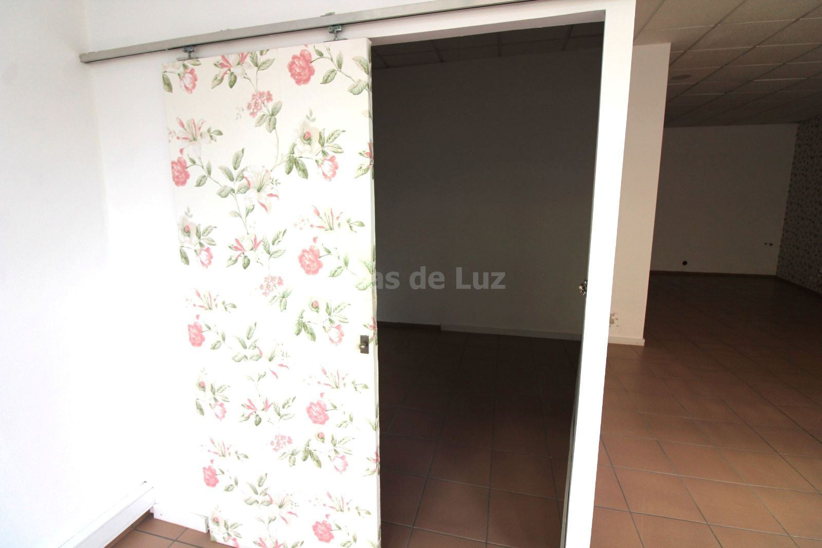 Loja para Arrendamento em Marrazes e Barosa