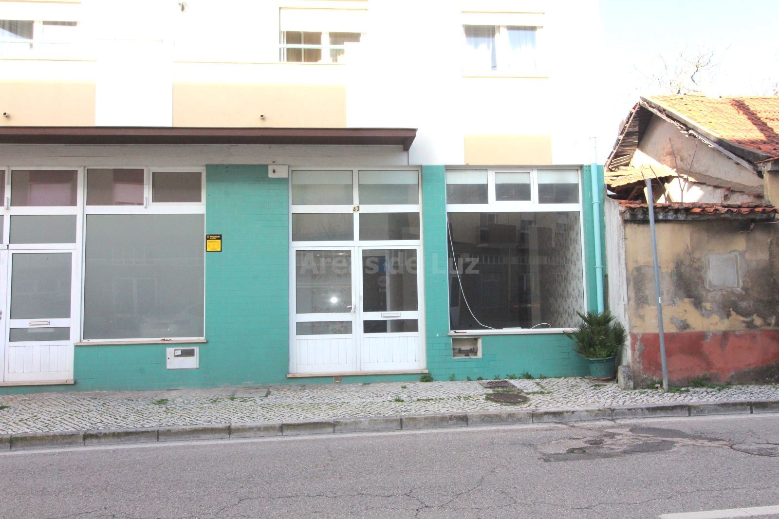 Loja para Arrendamento em Marrazes e Barosa