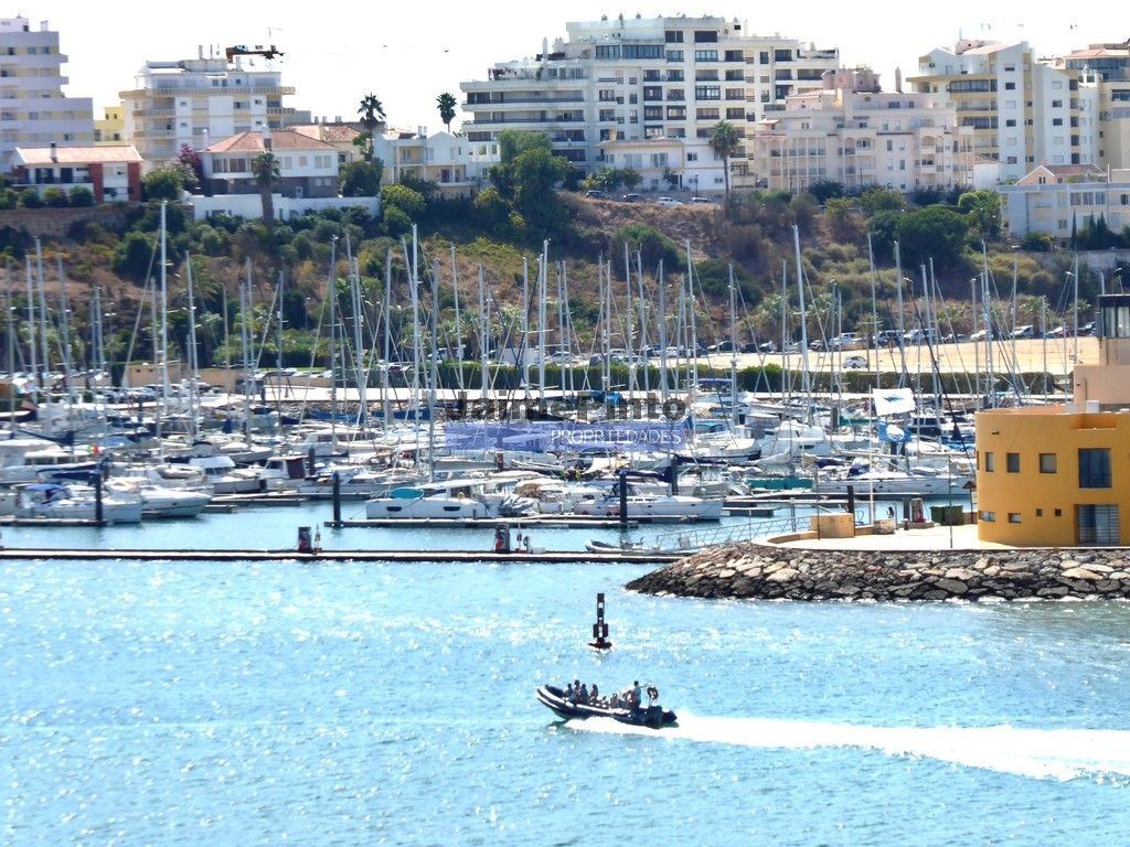 Terreno P/ Prédio para Venda em Ferragudo