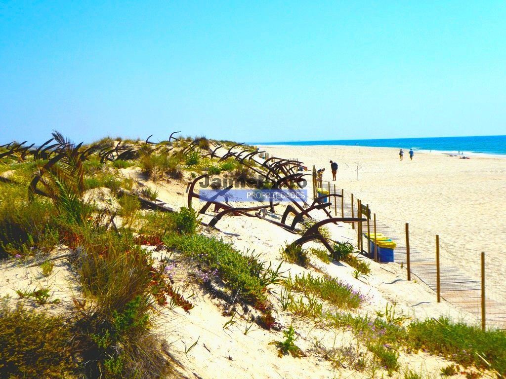 Terreno P/ Prédio para Venda em Ferragudo