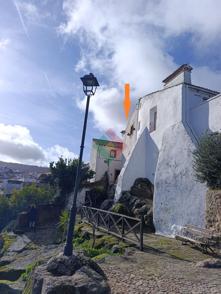 Moradia T1 para Venda em Santa Maria da Devesa