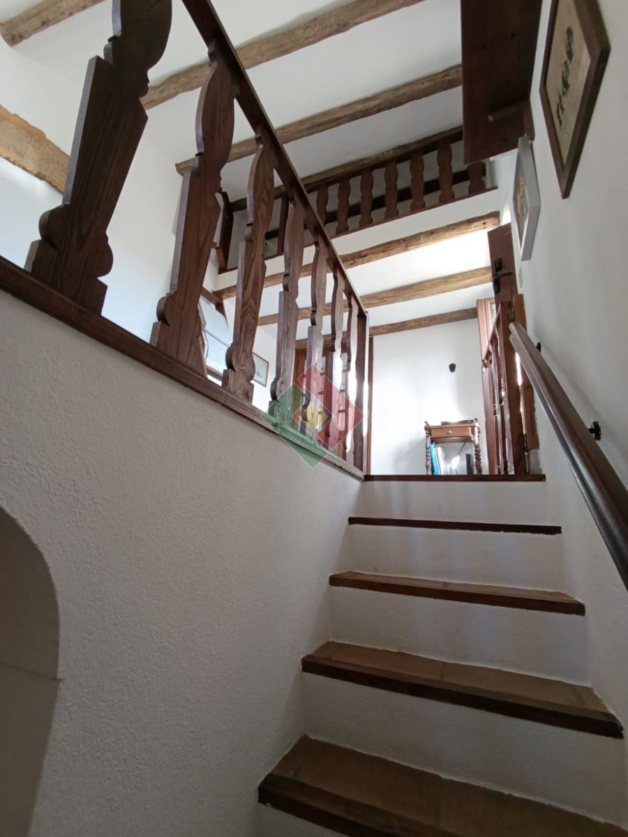 Moradia T1 para Venda em Santa Maria da Devesa