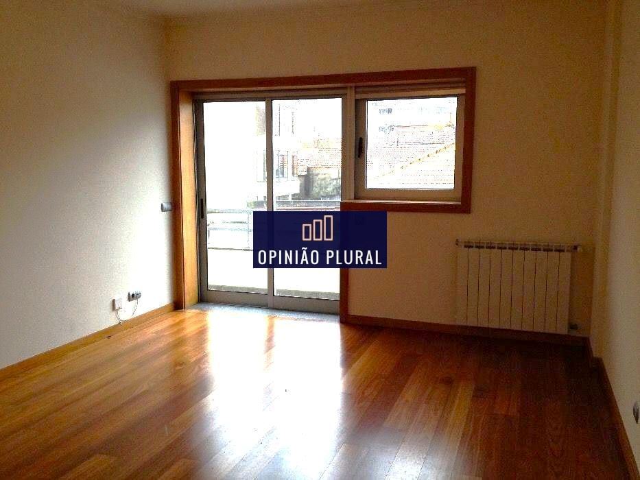 Apartamento T1 para Venda em Mafamude e Vilar do Paraíso