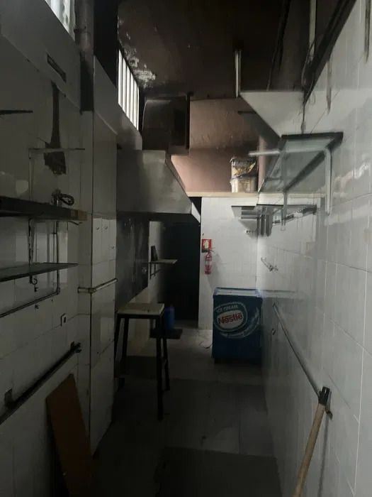 Loja para Venda em Lordelo do Ouro e Massarelos