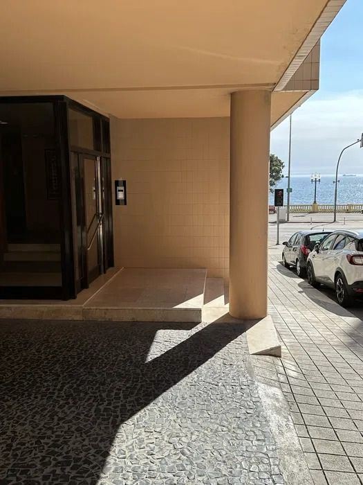 Apartamento T2 para Arrendamento em Aldoar, Foz do Douro e Nevogilde