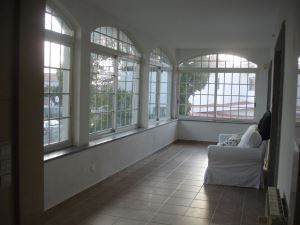 Casa aislada T6, para Alquiler