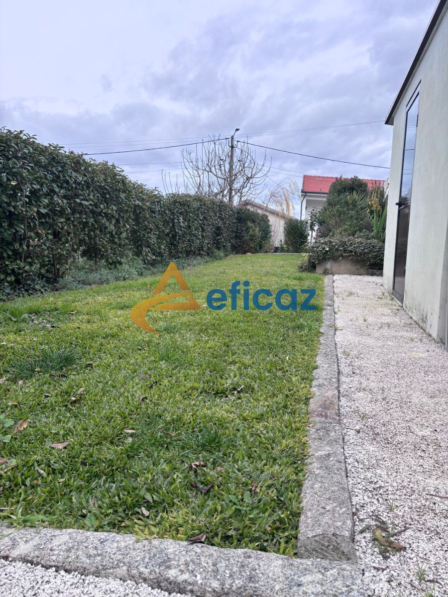 Moradia T2 para Venda em Silvares, Pias, Nogueira e Alvarenga