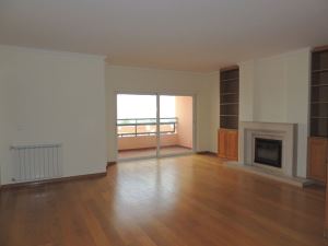 Apartamento com 2 Quartos para Arrendamento