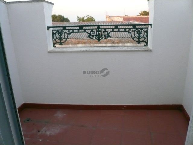 Apartamento T3 para Arrendamento em Marvila, Ribeira Santarém, São Salvador, São Nicolau Foto 13