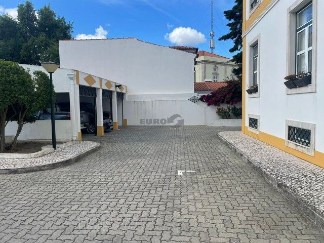 Apartamento T3 para Arrendamento em Marvila, Ribeira Santarém, São Salvador, São Nicolau Foto 17