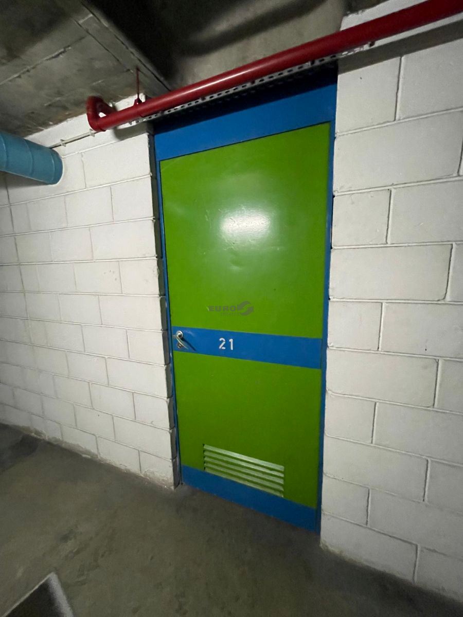 Armazém para Arrendamento em Campo de Ourique