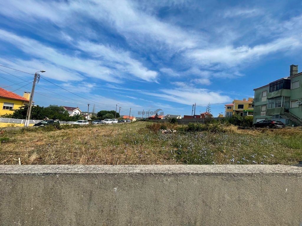 Terreno para Venda em Almargem do Bispo, Pêro Pinheiro e Montelavar