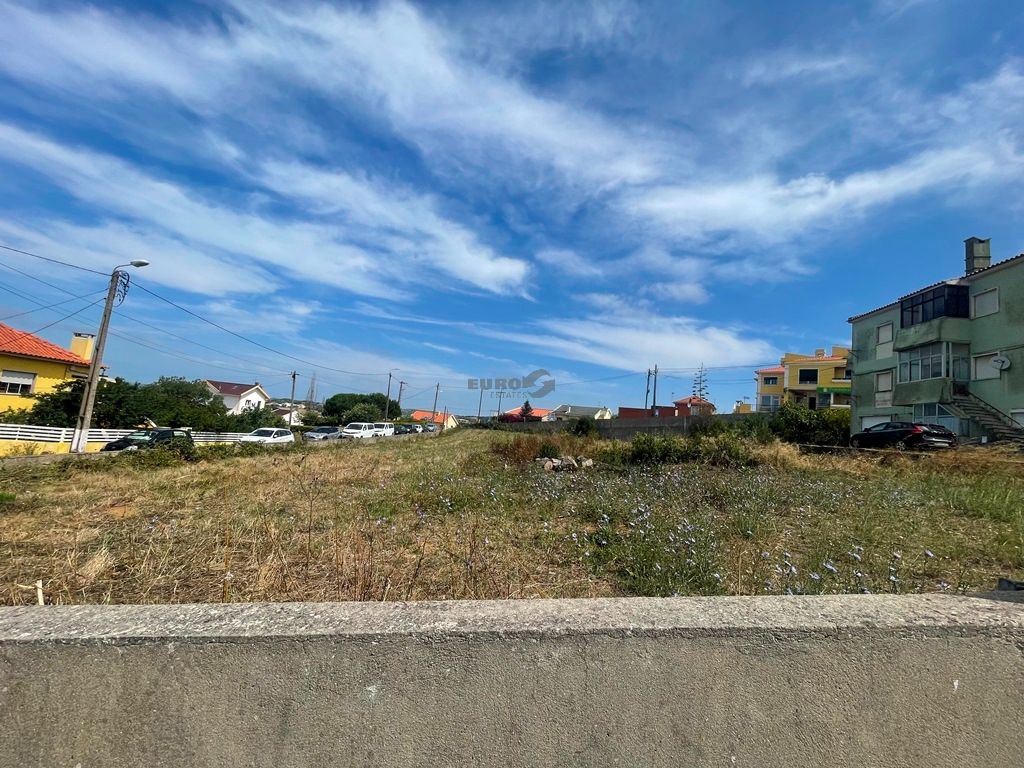 Terreno para Venda em Almargem do Bispo, Pêro Pinheiro e Montelavar