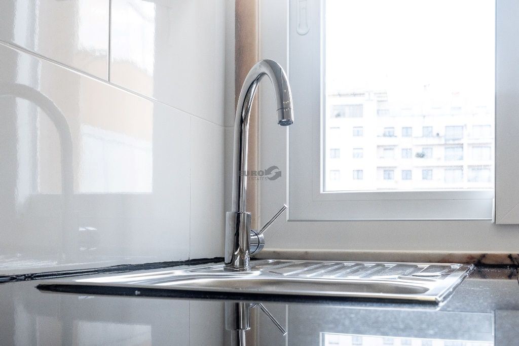 Apartamento T2 para Arrendamento em São Domingos de Benfica