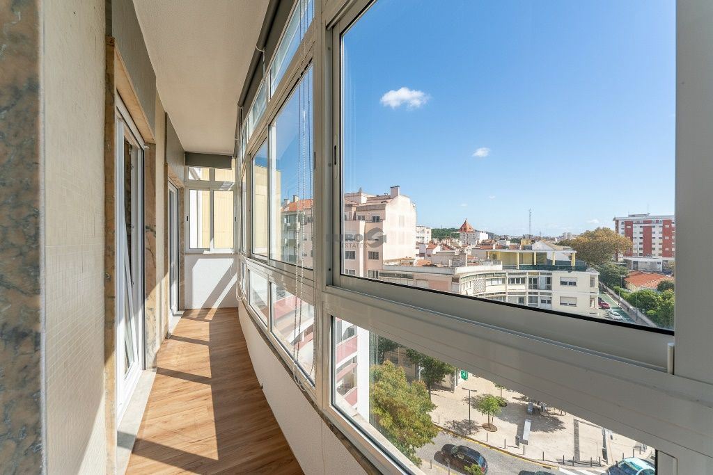 Apartamento T2 para Arrendamento em São Domingos de Benfica