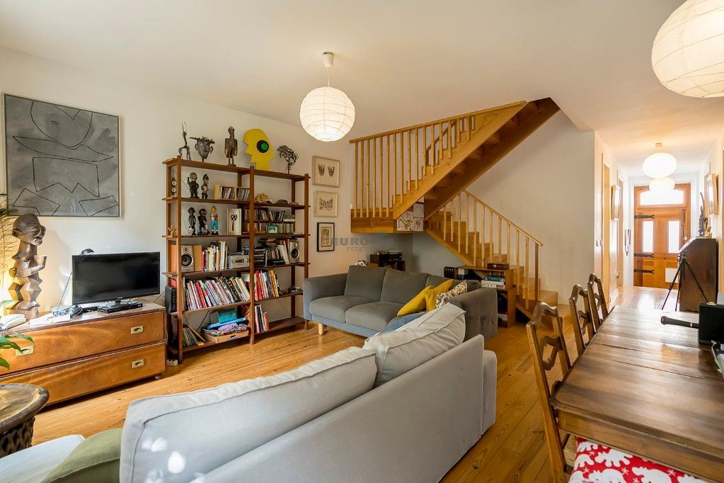 Moradia T5 para Venda em São Vicente