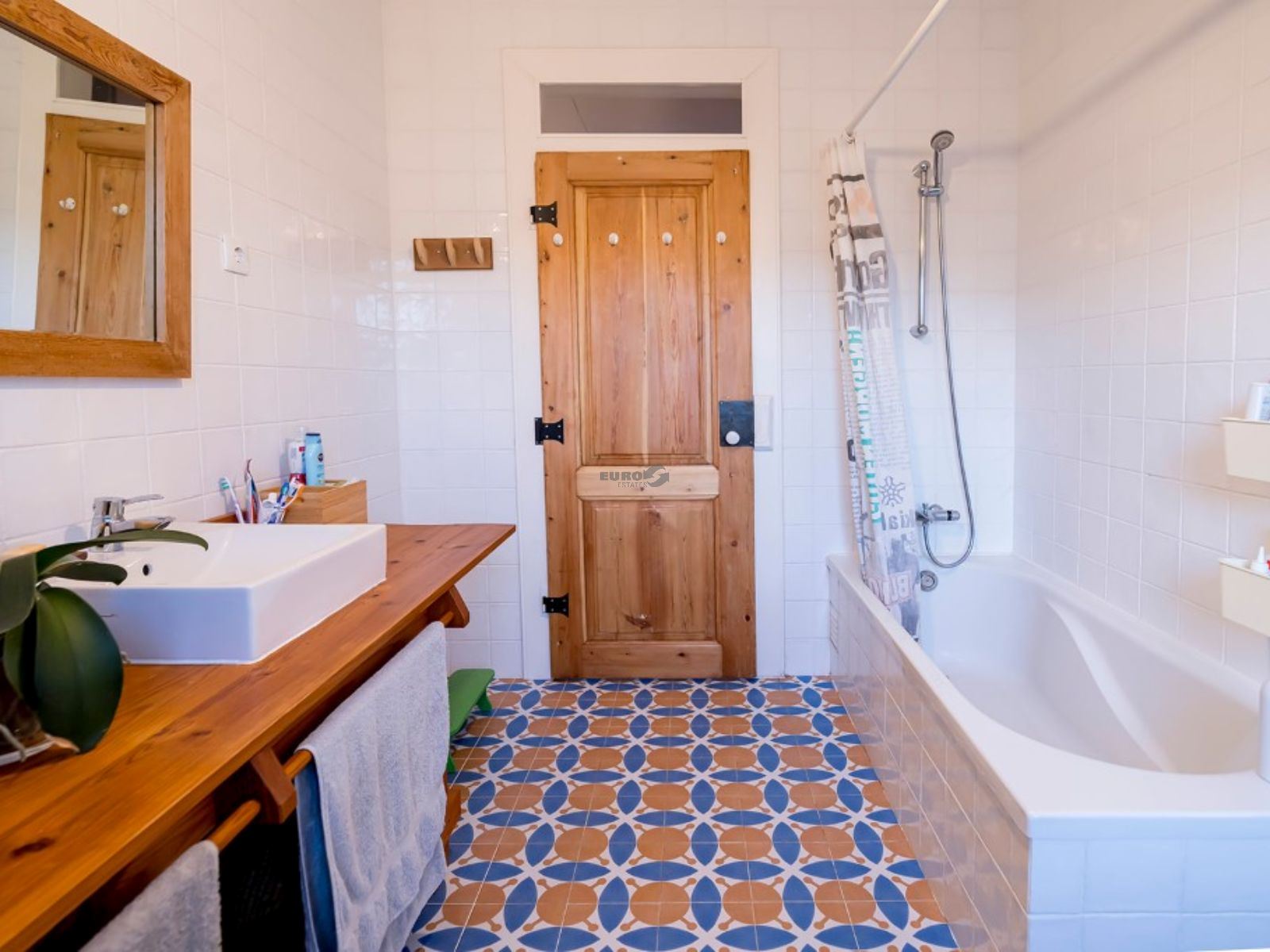 Moradia T5 para Venda em São Vicente