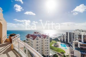 Apartamento com 4 Quartos para Compra