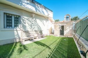 Moradia isolada com 4 Quartos para Compra