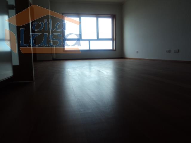 Venda Apartamento T5